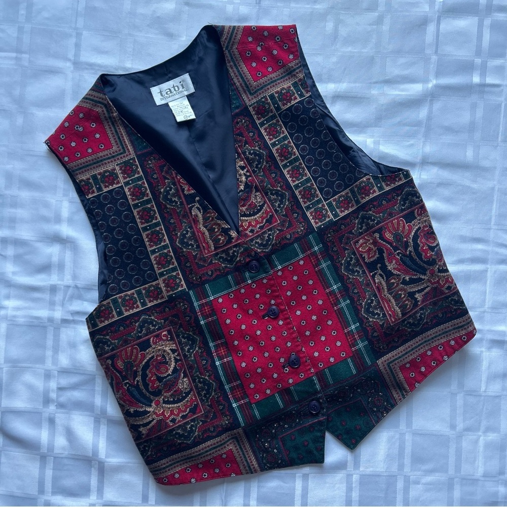 Tabi Red and Blue Patch Fabric Paisley Patterned Vest